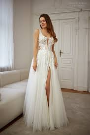 Customized Temperament White Organza Wedding Dress Delicate Strapless Spaghetti Straps Bridal Party Exquisite Robe de mariée